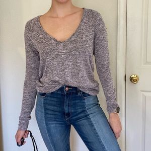 AE light pink and grey marled lightweight sweater